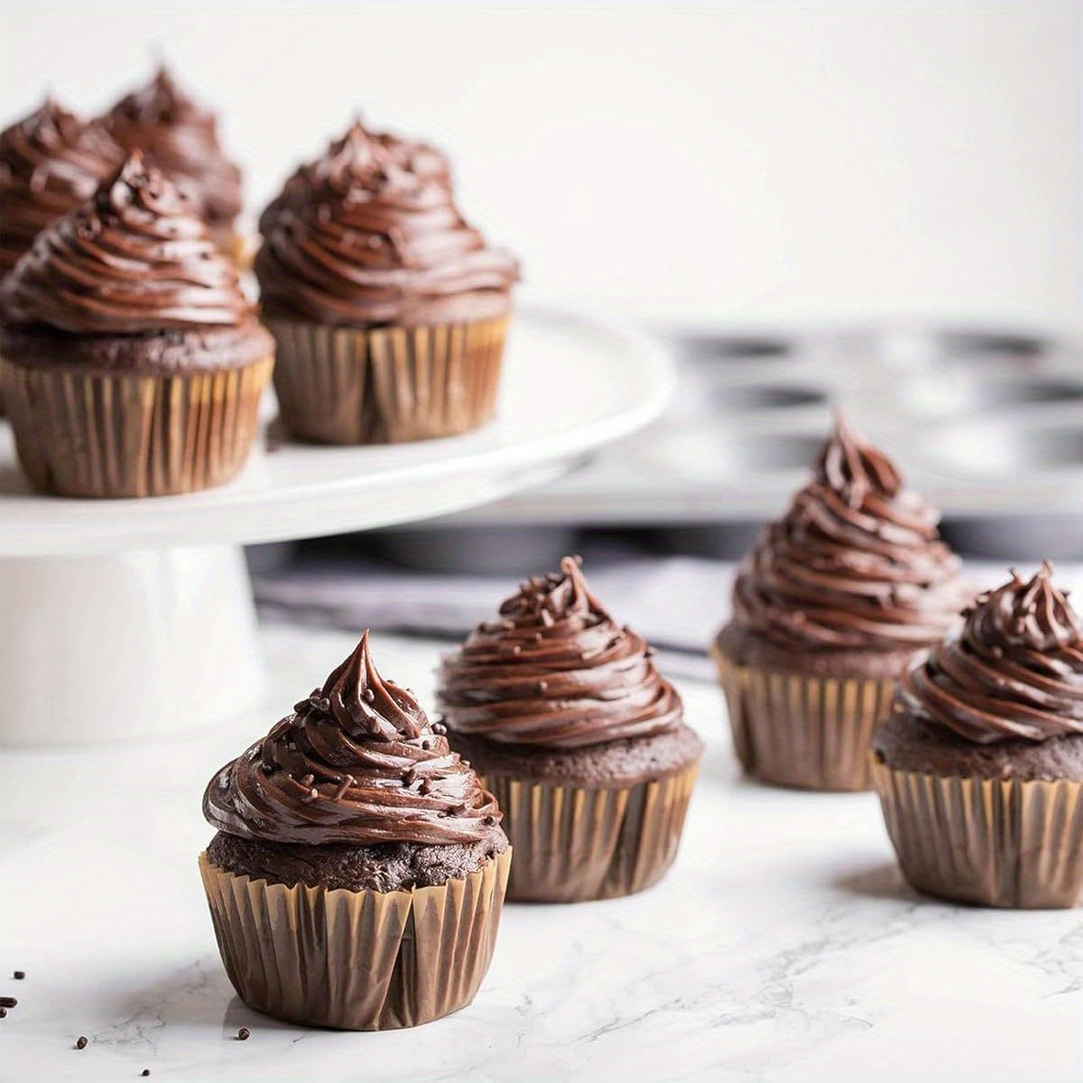 1000pcs Heavy-Duty Greaseproof Cupcake Liners - Non-Stick Baking Cups, Heat-Resistant up to, for Wedding, Birthday, Party, Everyday Baking - Commercial & Home Kitchen Use (1000 Count), Party Supplies, Uniform Shape, Foodsafe Material, Event Planners